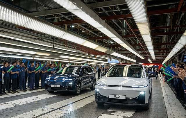 Stellantis begins Leapmotor B10 production at Zaragoza plant