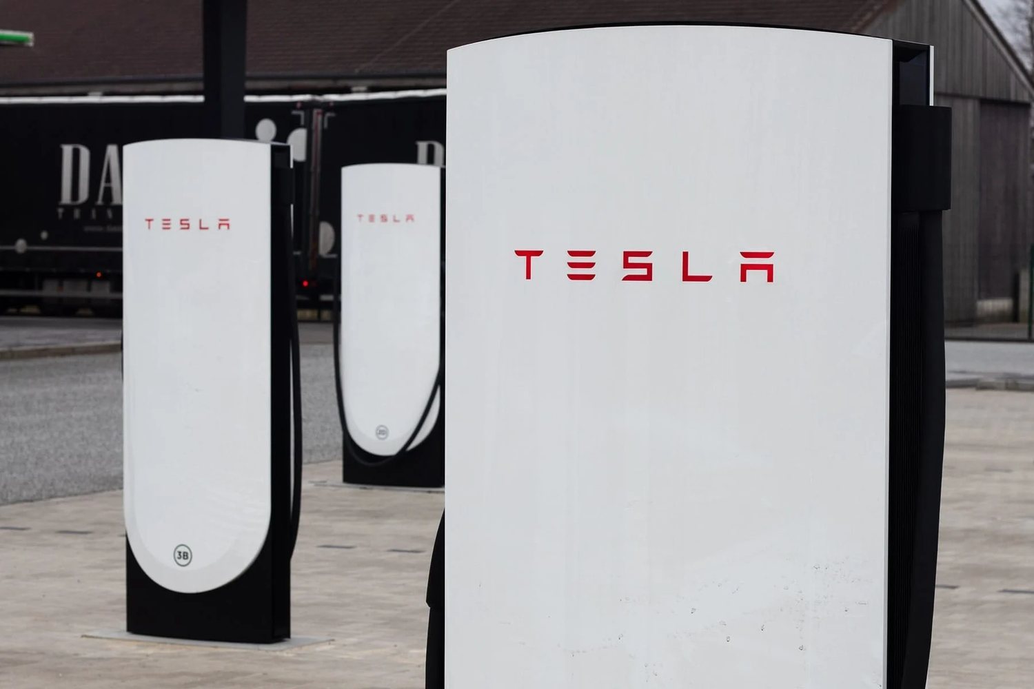 Tesla to expand Supercharger network at 21 South Korean highway rest areas