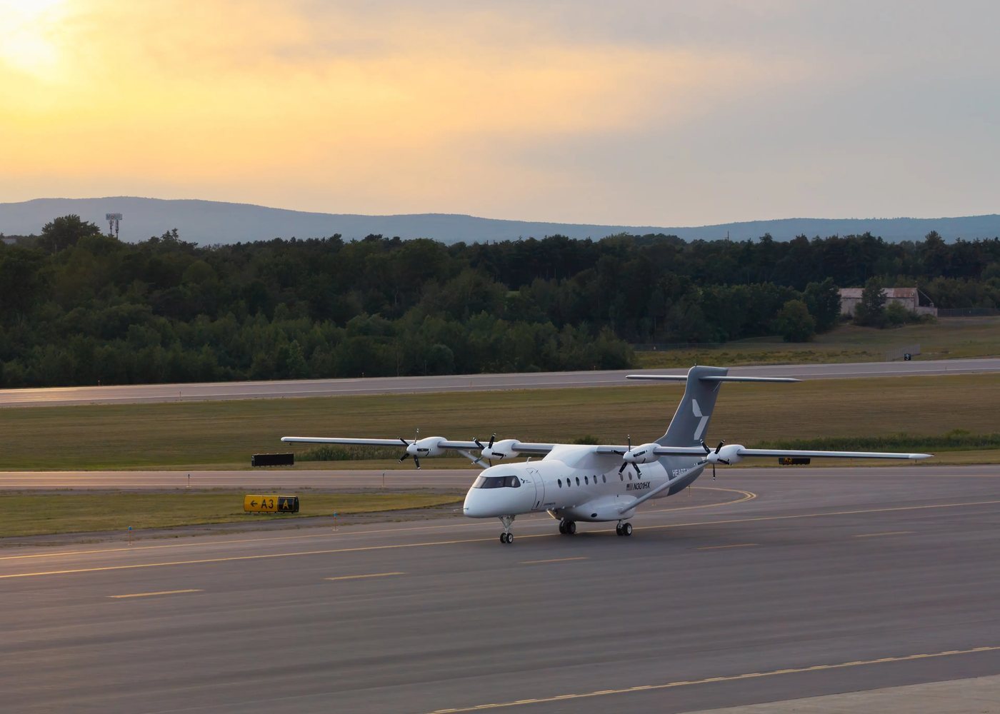 FAA selects Heart Aerospace for $2.9 million CLEEN award for ES-36 hybrid propulsion development