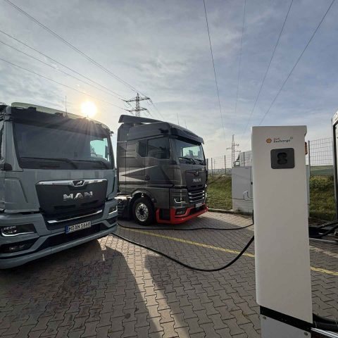 MAN tests bidirectional charging for electric trucks in SPIRIT-E project