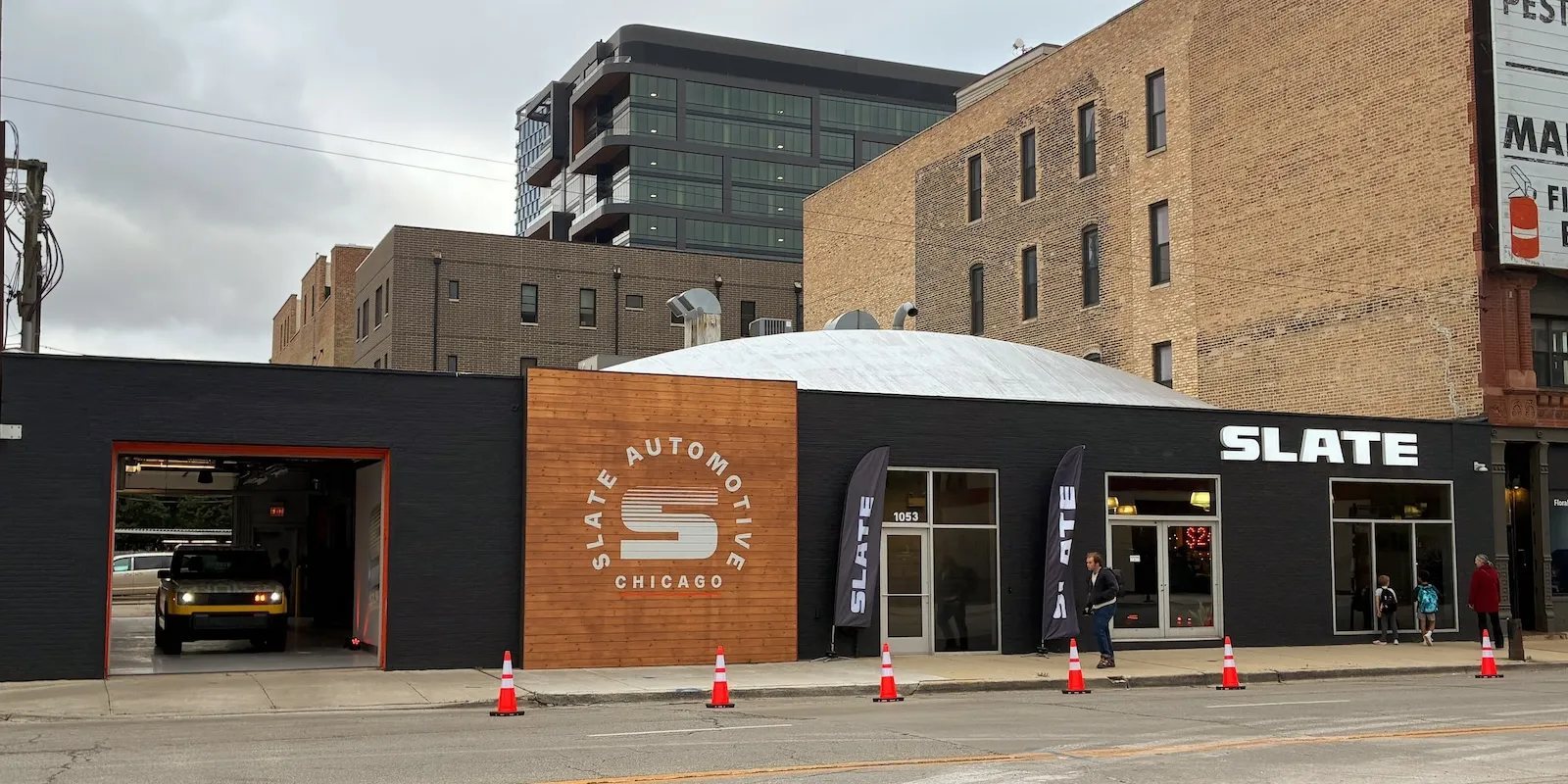 Slate Auto opens first experience center in Chicago