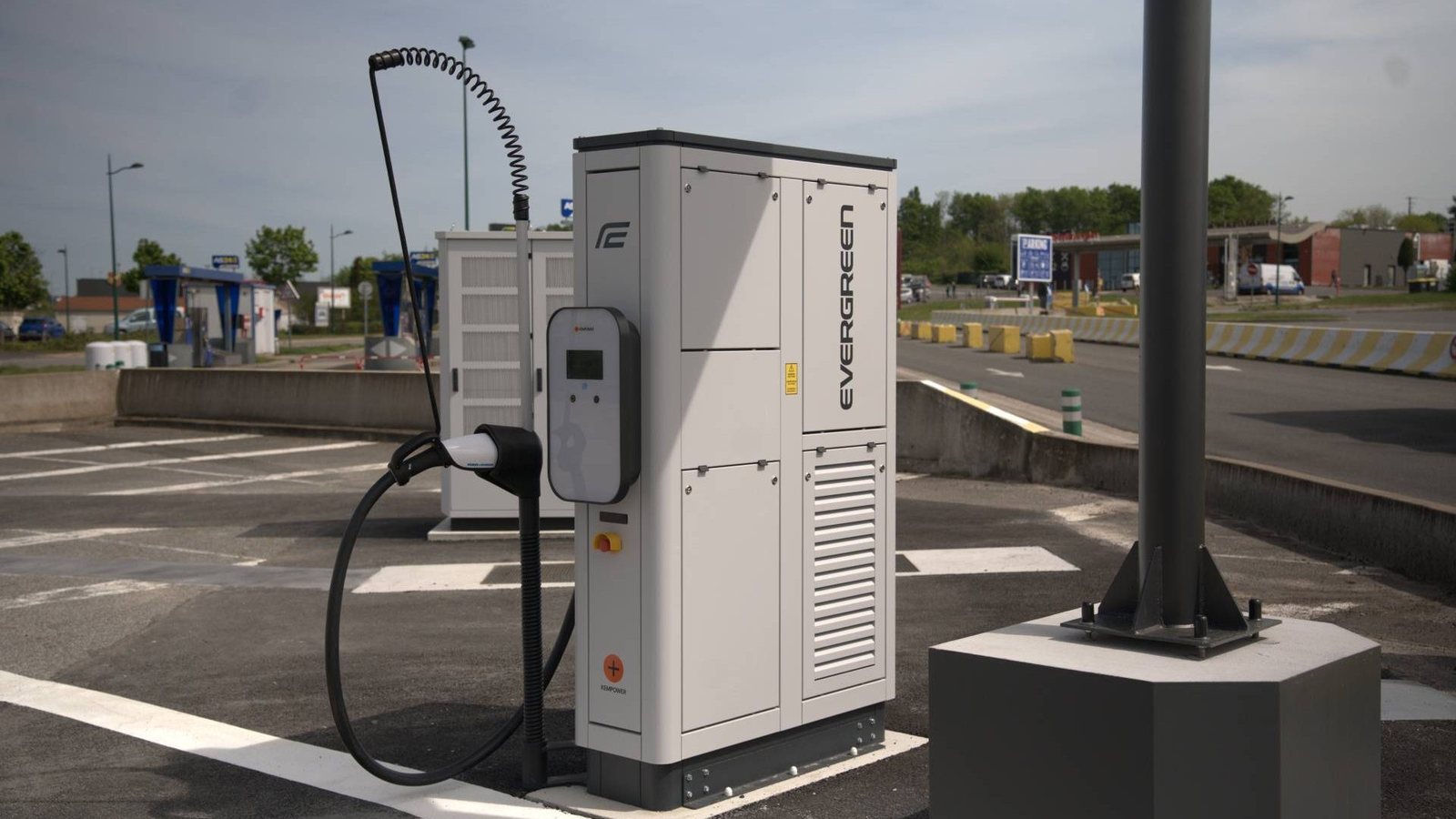 Kempower and Evergreen Mobility expand electric truck charging in France