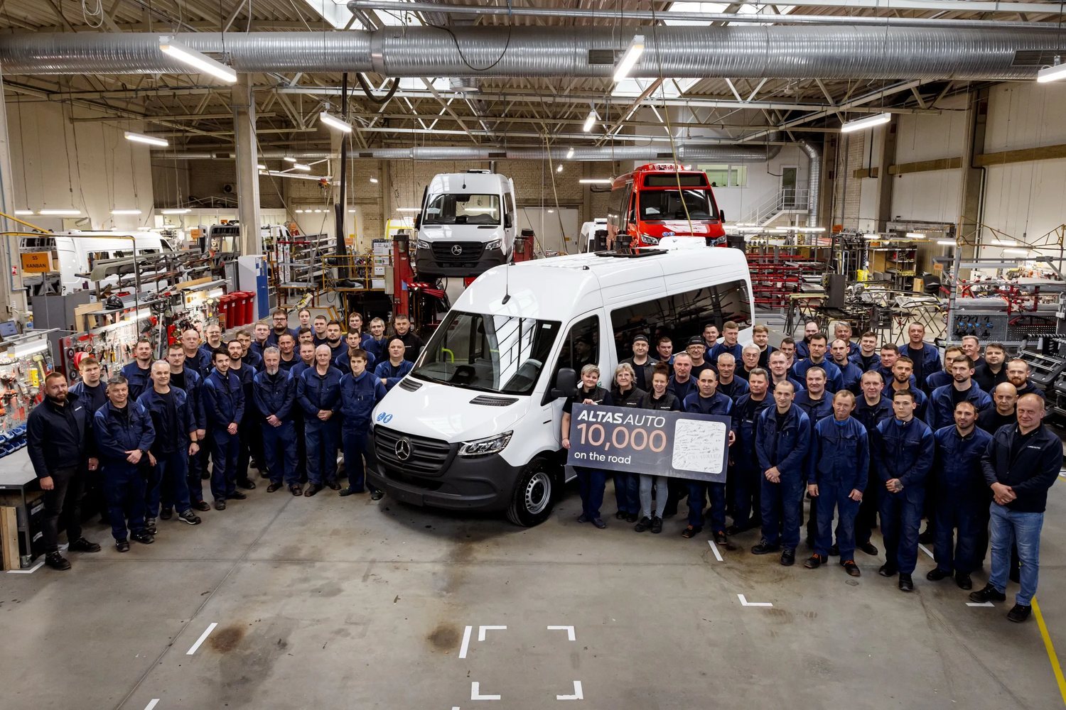 Altas Auto reaches 10,000 vehicles produced with electric eSprinter delivery to Norway